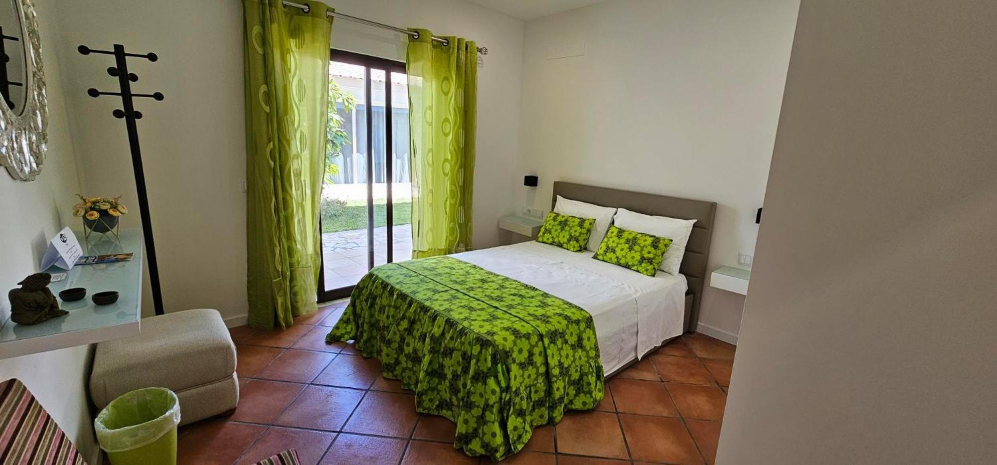 Lemon Tree Relaxing Guesthouse 拉哥斯 外观 照片